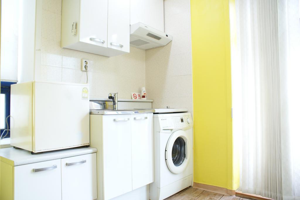 סיאול J Guesthouse חדר תמונה